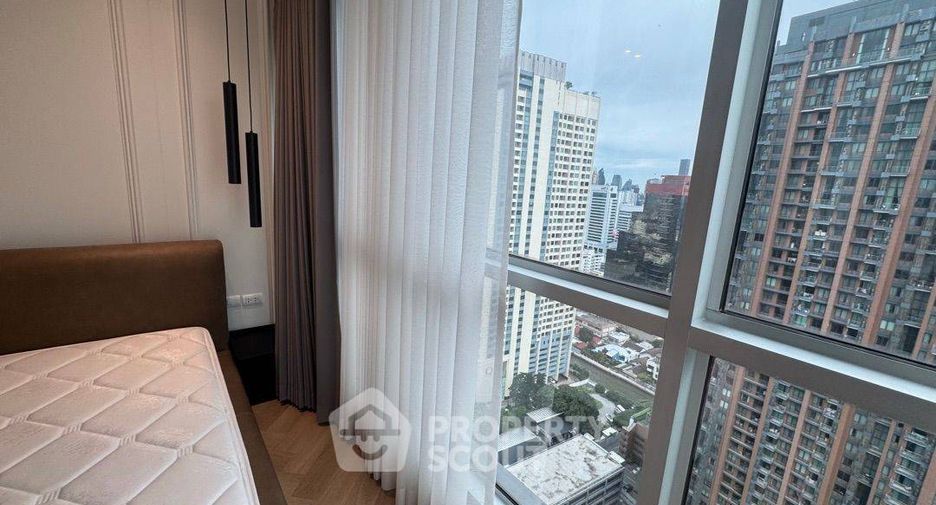 For rent 2 bedrooms condo in Watthana, Bangkok