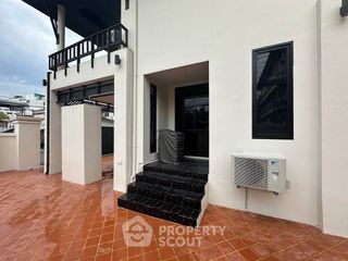 For rent 4 bedrooms villa in Bang Lamung, Chonburi