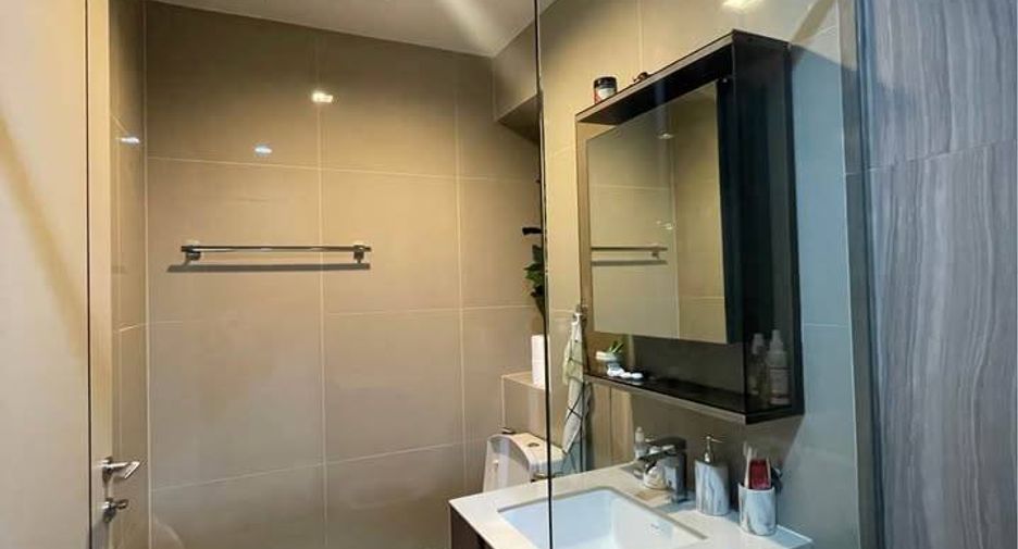 For rent 1 bed condo in Phaya Thai, Bangkok
