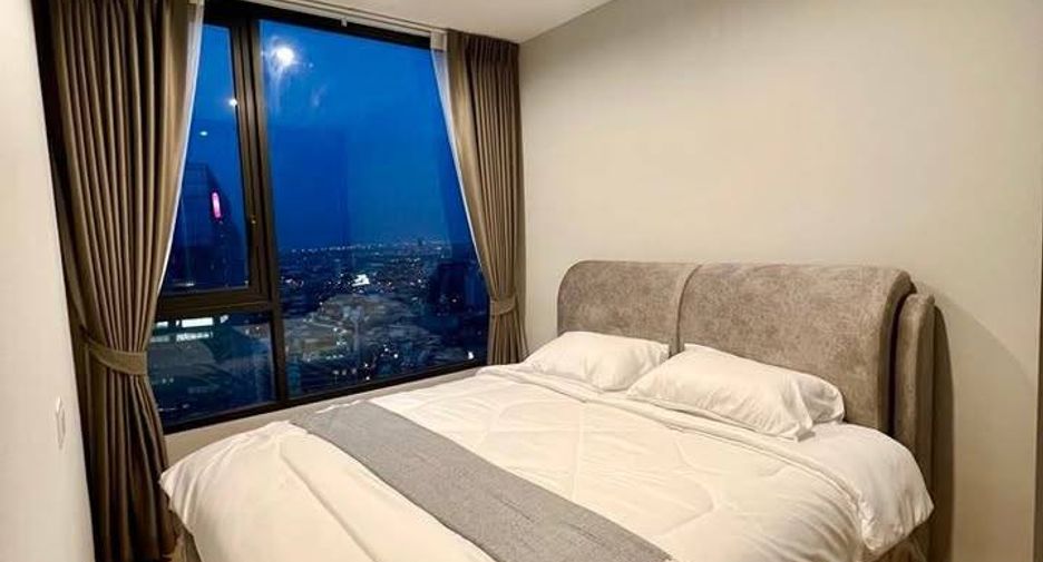 For rent 2 bedrooms condo in Bang Na, Bangkok