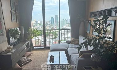 For rent 2 bedrooms condo in Phaya Thai, Bangkok