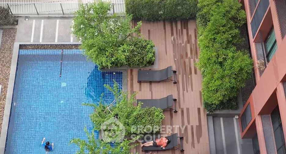 For rent 2 bedrooms condo in Phaya Thai, Bangkok