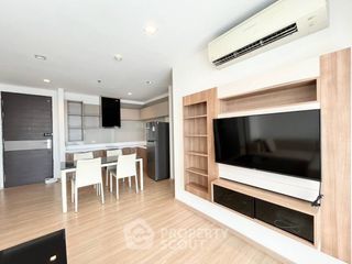For rent 2 bedrooms condo in Sathon, Bangkok