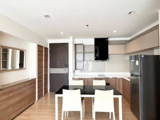 For rent 2 bedrooms condo in Sathon, Bangkok