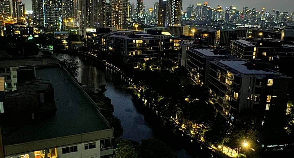 For rent 2 bedrooms condo in Suan Luang, Bangkok