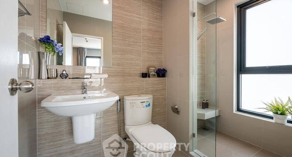 For rent 2 bedrooms condo in Rat Burana, Bangkok