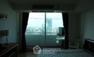 For rent 2 bedrooms condo in Chatuchak, Bangkok