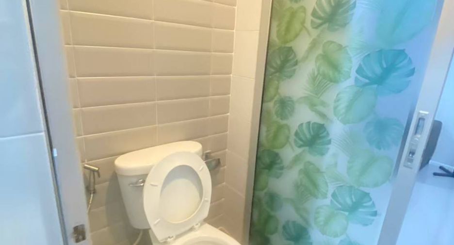 For rent 1 bed condo in Huai Khwang, Bangkok