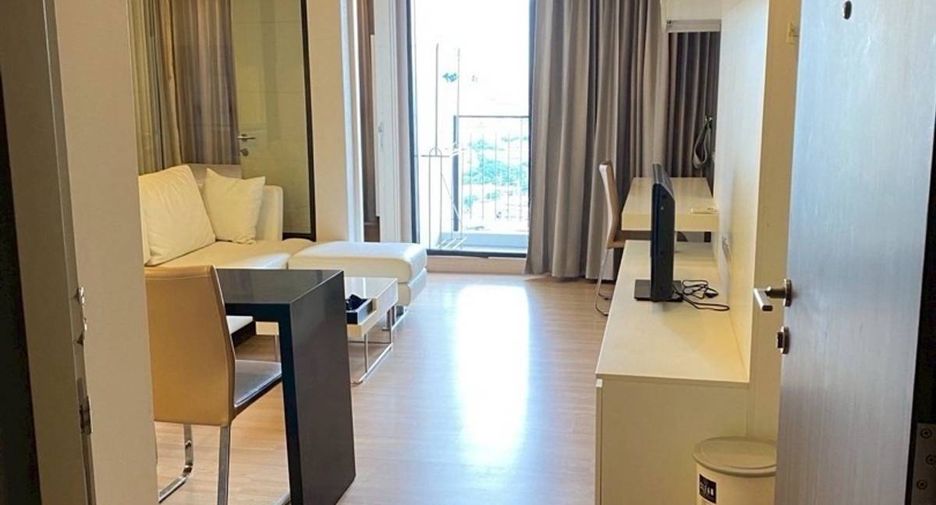 For rent 1 bed condo in Khlong San, Bangkok