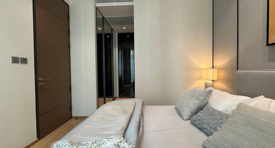 For rent 2 bedrooms condo in Pathum Wan, Bangkok