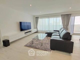 For rent 2 bedrooms condo in Bang Rak, Bangkok