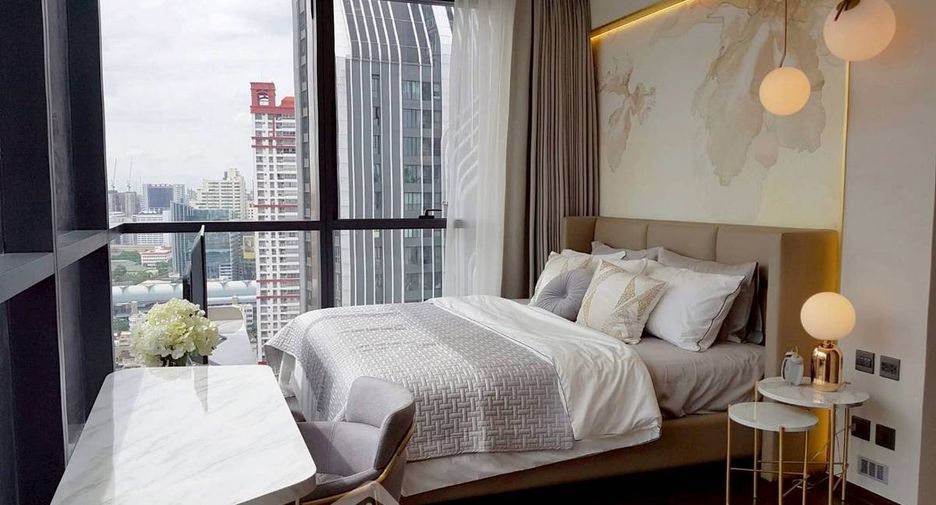 Condo en alquiler de 2 habitaciones en Pathum Wan, Bangkok