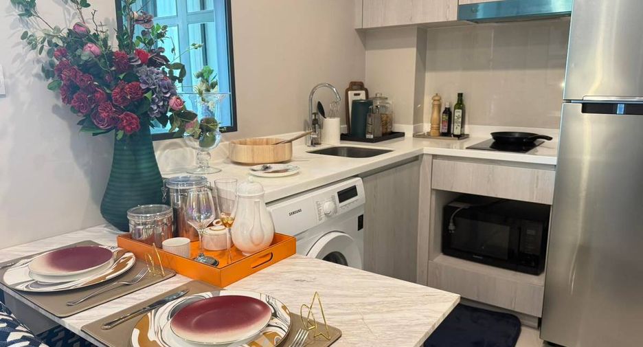 For rent 1 bed condo in Pathum Wan, Bangkok