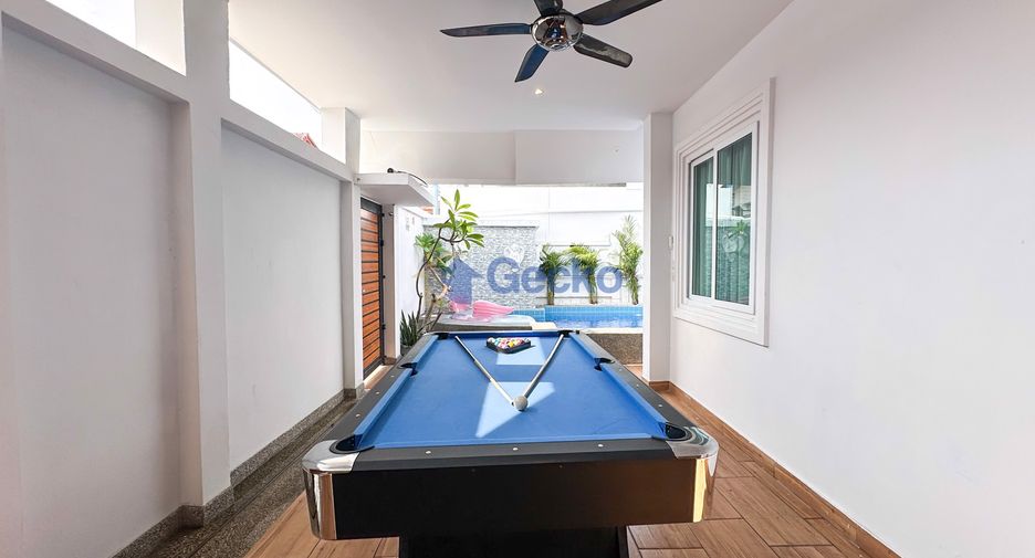 For sale 4 bedrooms house in Bang Lamung, Chonburi