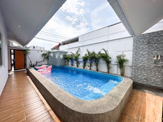 For sale 4 bedrooms house in Bang Lamung, Chonburi