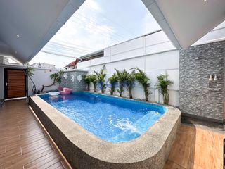 For sale 4 bedrooms house in Bang Lamung, Chonburi