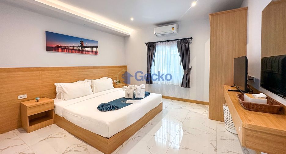 For sale 4 bedrooms house in Bang Lamung, Chonburi