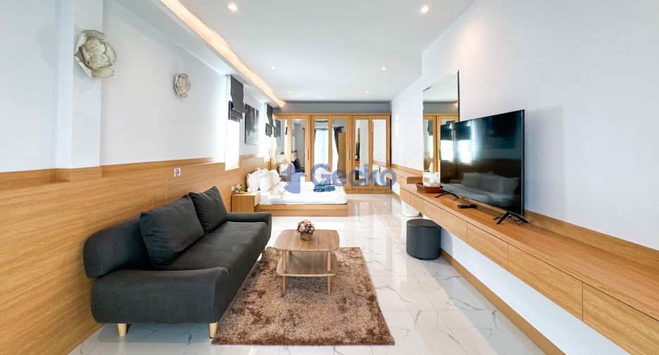 For sale 4 bedrooms house in Bang Lamung, Chonburi