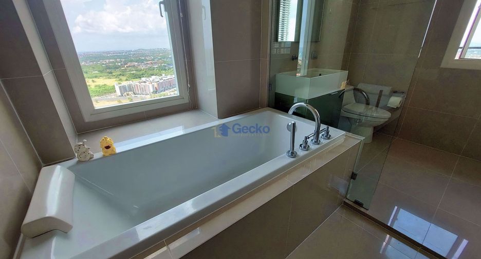 For sale 2 bedrooms condo in Jomtien, Pattaya