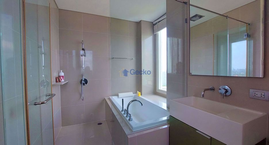 For sale 2 bedrooms condo in Jomtien, Pattaya