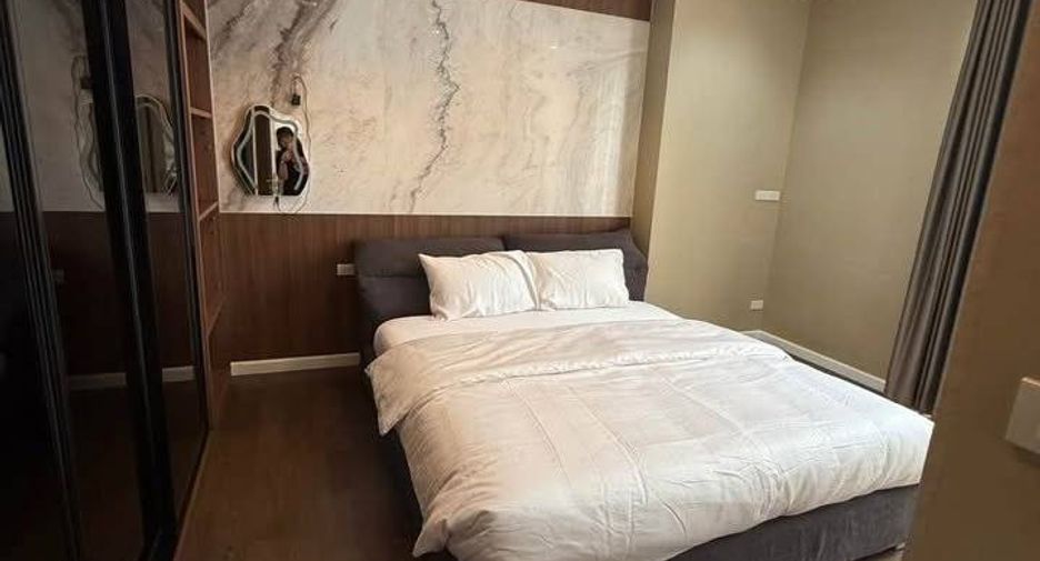 For rent 2 bedrooms condo in Sathon, Bangkok