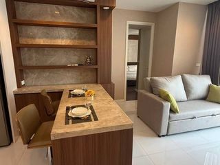 For rent 2 bedrooms condo in Sathon, Bangkok