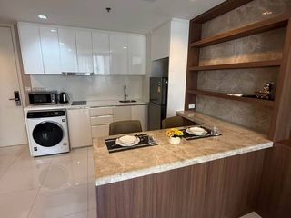 For rent 2 bedrooms condo in Sathon, Bangkok