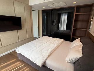 For rent 2 bedrooms condo in Sathon, Bangkok