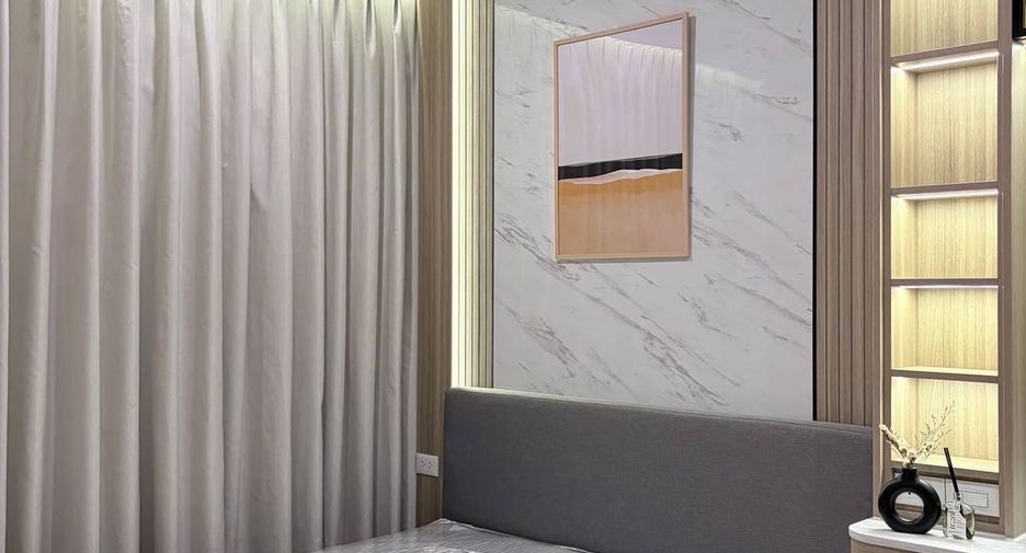 For rent 1 bed condo in Huai Khwang, Bangkok