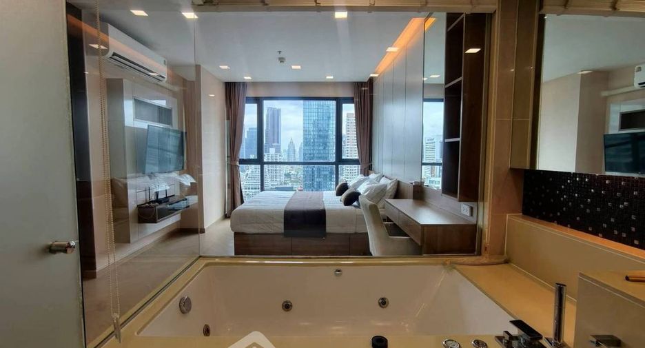 For rent 1 bed condo in Sathon, Bangkok