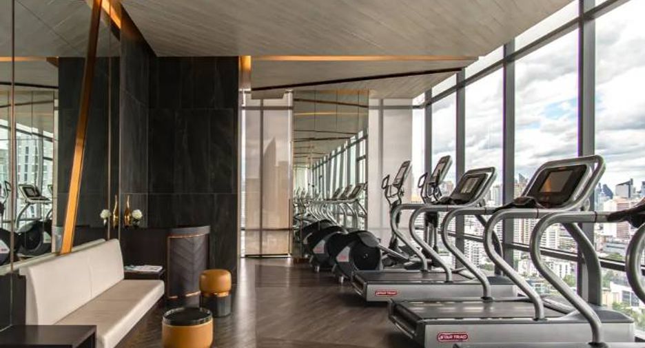 For rent 2 bedrooms condo in Watthana, Bangkok