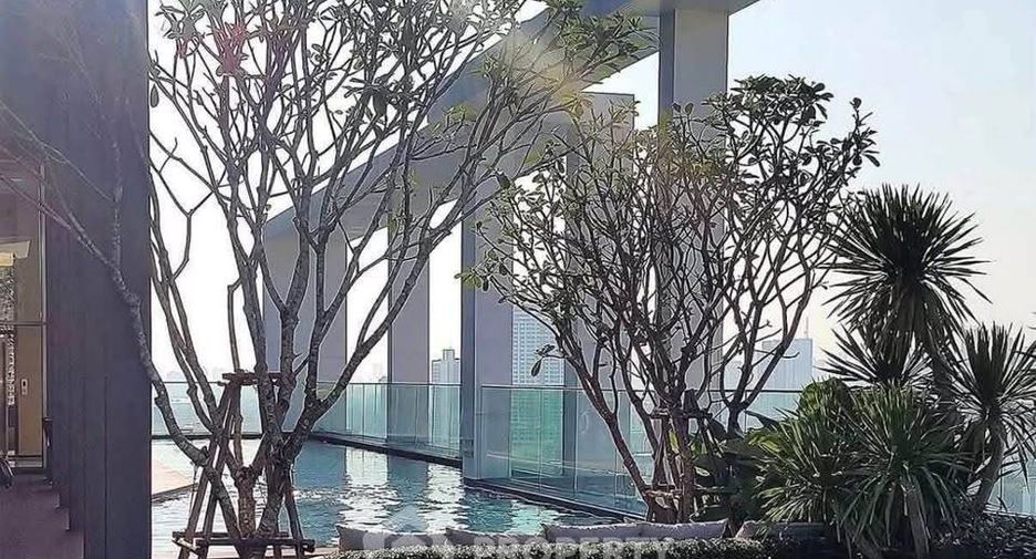 For rent 1 bed condo in Khlong Toei, Bangkok