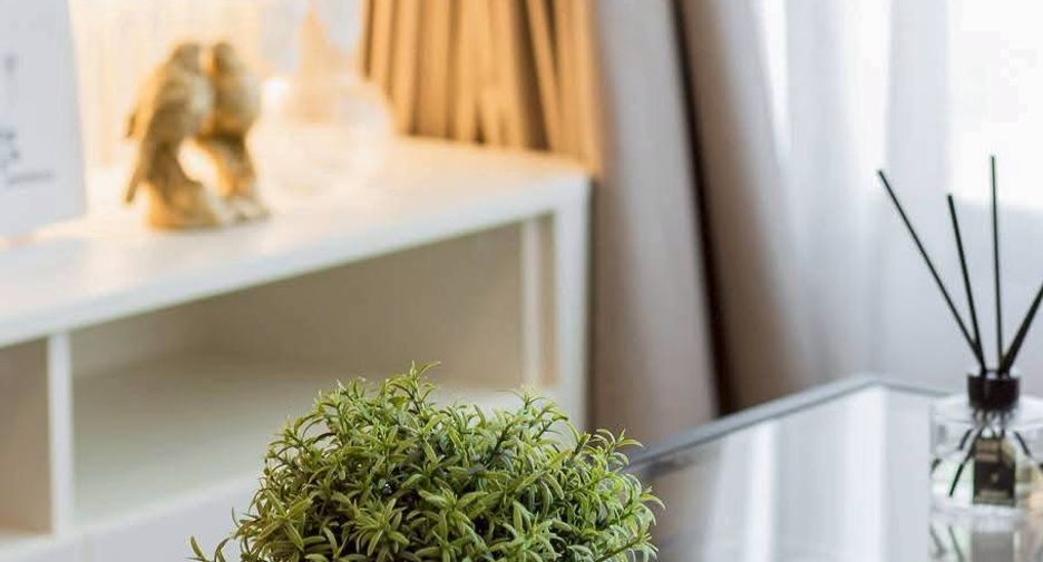 For rent 2 bedrooms condo in Bang Rak, Bangkok