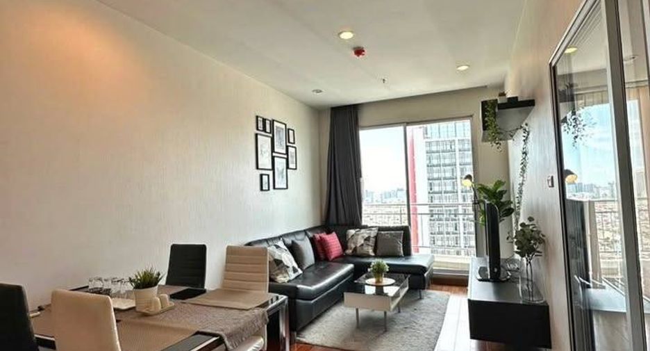 For rent 2 bedrooms condo in Bang Kho Laem, Bangkok