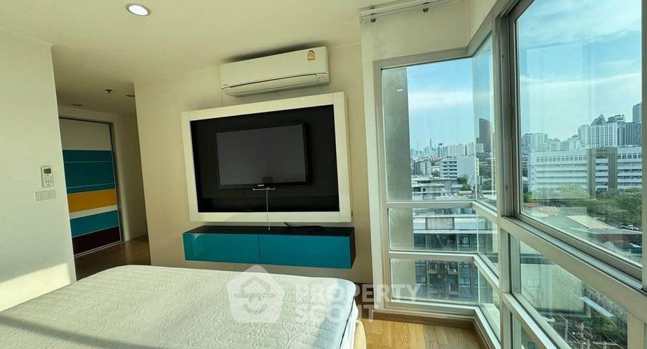 For rent 2 bedrooms condo in Phaya Thai, Bangkok