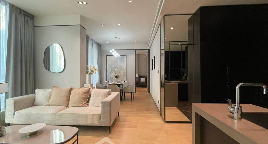 For rent 2 bedrooms condo in Pathum Wan, Bangkok