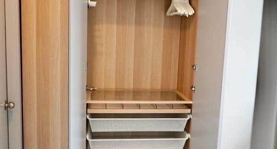 For rent 1 bed condo in Phra Khanong, Bangkok