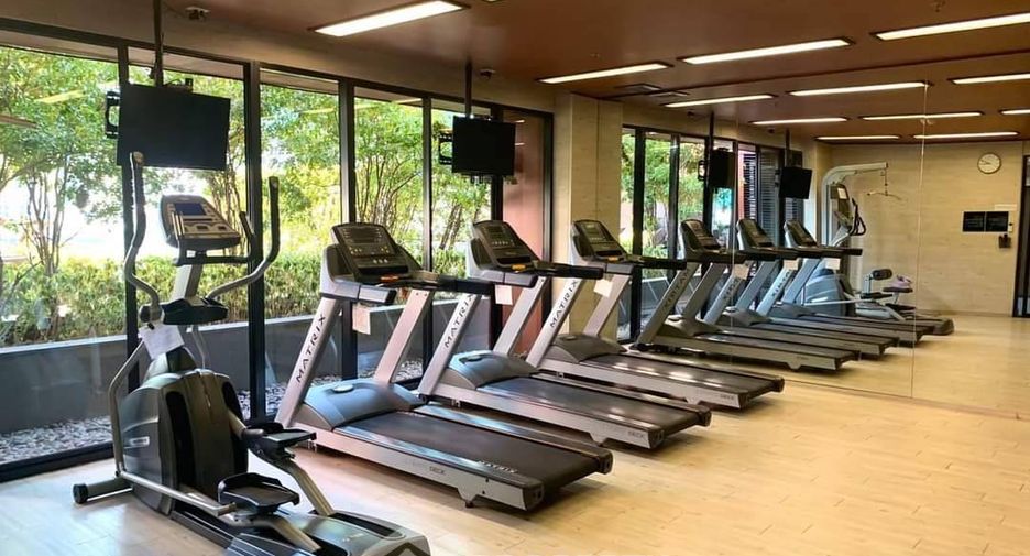 For rent 1 bed condo in Phaya Thai, Bangkok