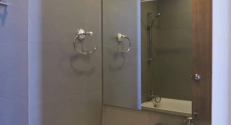 For rent 1 bed condo in Phaya Thai, Bangkok
