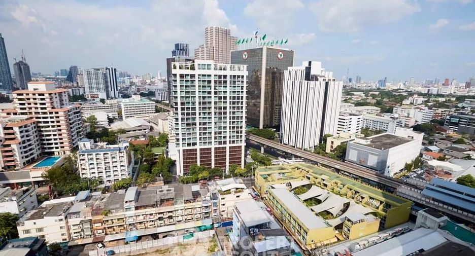 For rent 1 bed condo in Phaya Thai, Bangkok