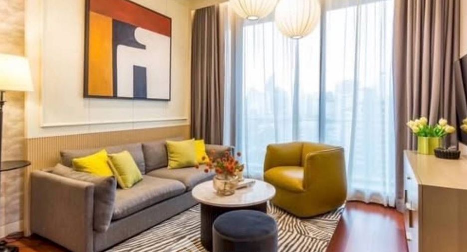 For rent 2 bedrooms condo in Watthana, Bangkok