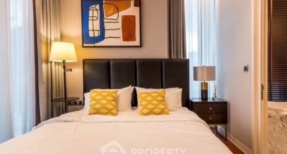 For rent 2 bedrooms condo in Watthana, Bangkok