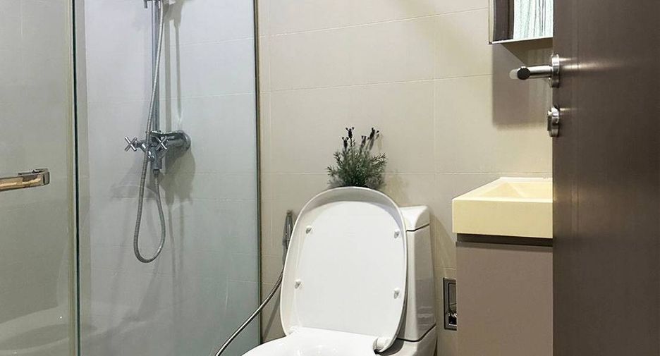 For rent 1 Beds condo in Pathum Wan, Bangkok