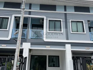 For sale 2 bedrooms townhouse in Bang Lamung, Chonburi
