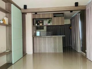 For rent 2 bedrooms townhouse in Bang Khun Thian, Bangkok