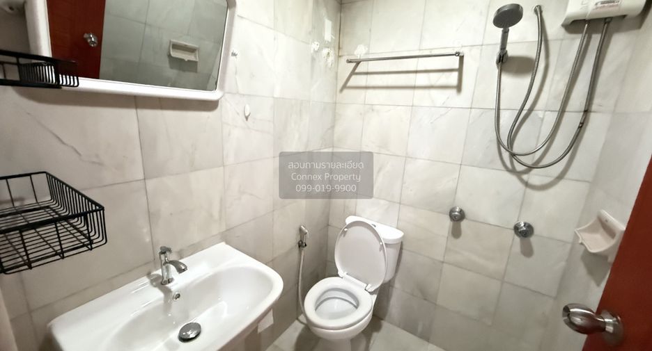 For rent 2 ベッドルーム condo in Watthana, Bangkok