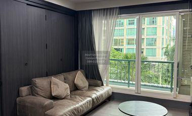 For rent 2 bedrooms condo in Pathum Wan, Bangkok