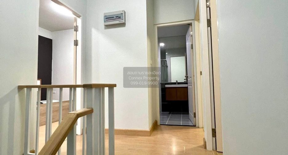 For rent 3 bedrooms townhouse in Bang Phli, Samut Prakan