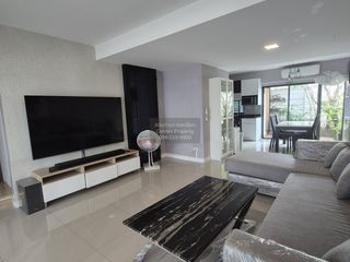 For rent 3 bedrooms townhouse in Chom Thong, Bangkok