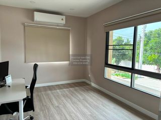 For rent 4 bedrooms house in Pak Kret, Nonthaburi